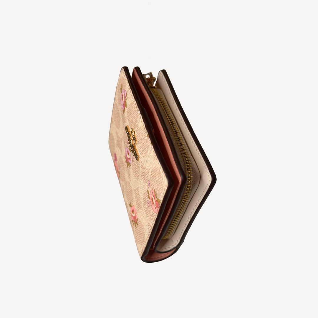 COACH-WALLET-FLOWERS