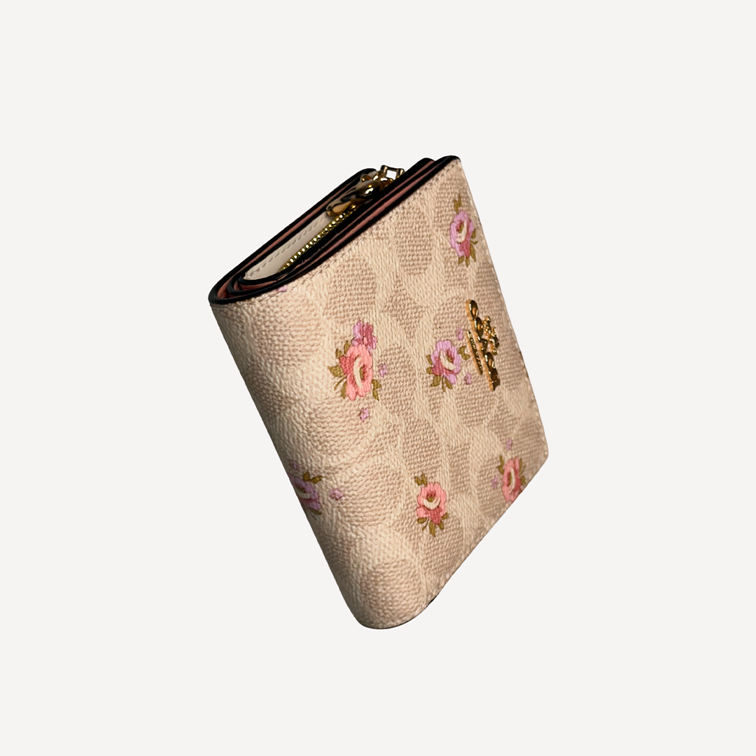 COACH-WALLET-FLOWERS
